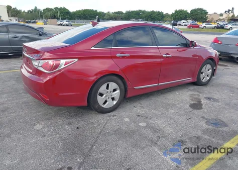 2012 Hyundai Sonata Hybrid from USA, damaged, VIN KMHEC4A47CA034582